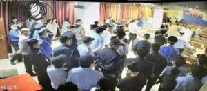 Dozens of Chinese policemen storm Zhongxing Christian Church