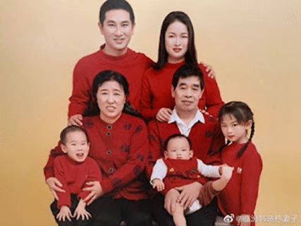 Pastor Han Xiaodong and his family