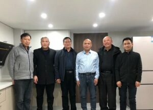 Photo: Lawyer Yu Wensheng, third from the right, and lawyer He Wei, first from right (Yu Wensheng’s Twitter)