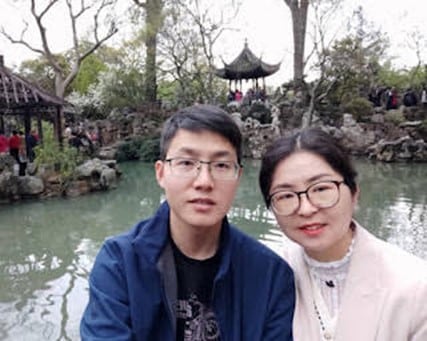 Cao Binting and his wife Ma Peipei (Credit: ChinaAid source)