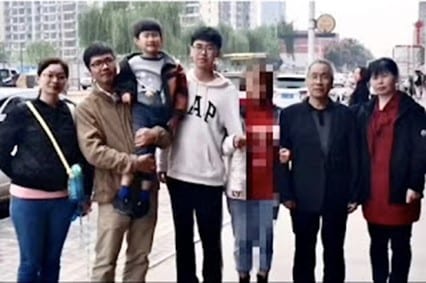 Pastor Lian Changnian, Pastor Lian Xuliang, and their family members (Source: Internet)