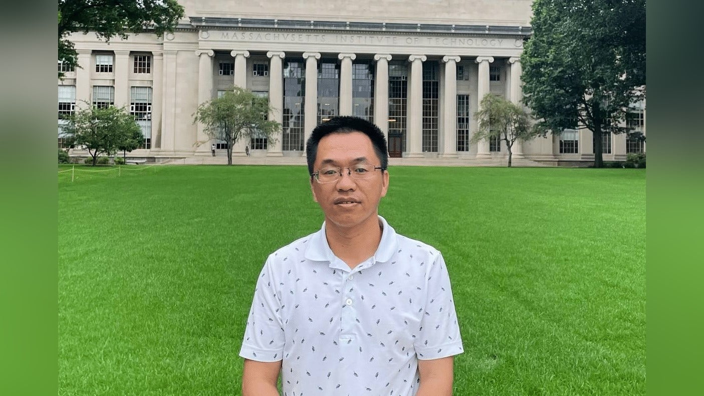 Chinese human rights lawyer remains in ICE custody, prompting appeals from advocates